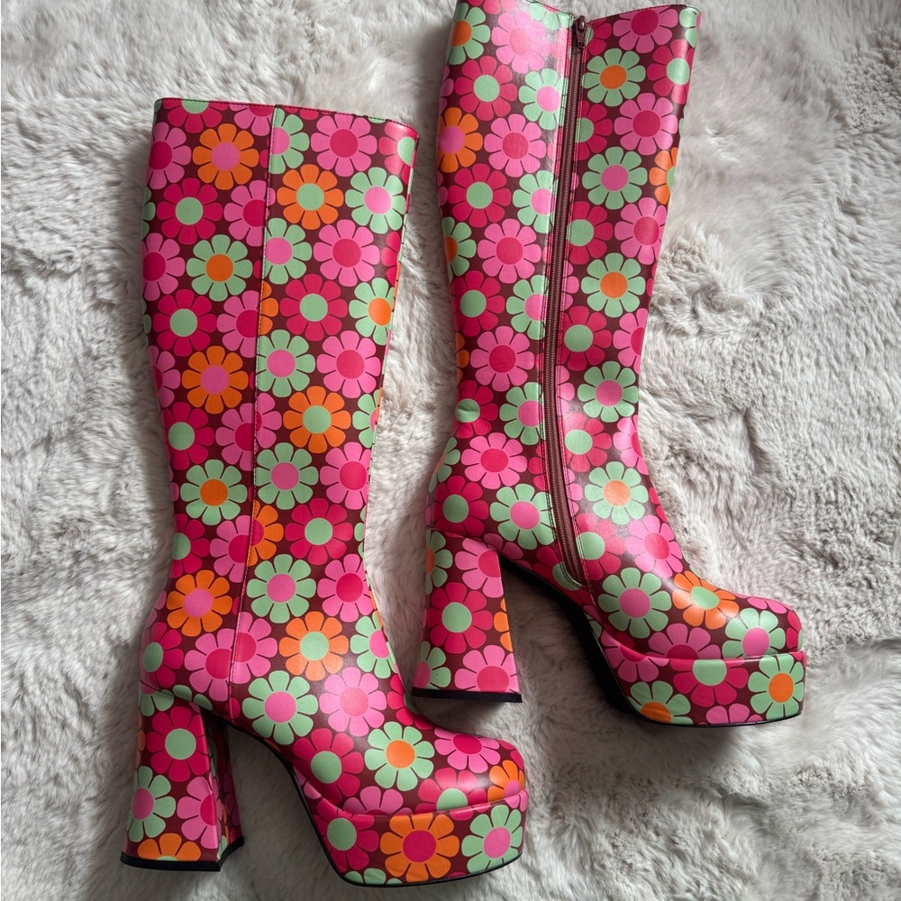 Dollskill 70s inspired boots